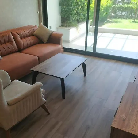 Apartman Charming Home With Shared Pools Near Beach And City Center In Alanya