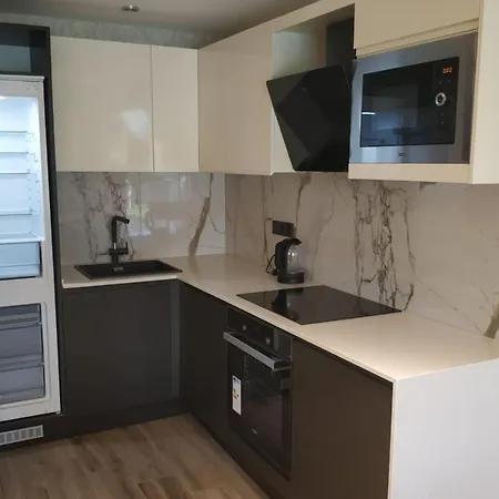 Charming Home With Shared Pools Near Beach And City Center In Alanya Apartman