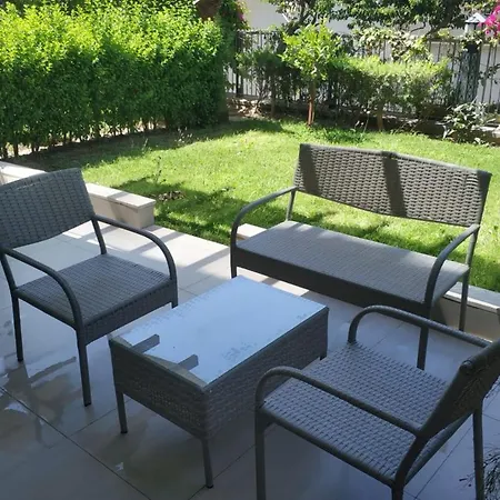 Charming Home With Shared Pools Near Beach And City Center In Alanya Apartman *